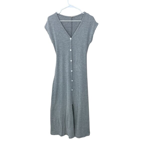Caution To The Wind Size M  White/Grey Striped Maxi Stretchy Dress Rayon/Spandex - Picture 1 of 6